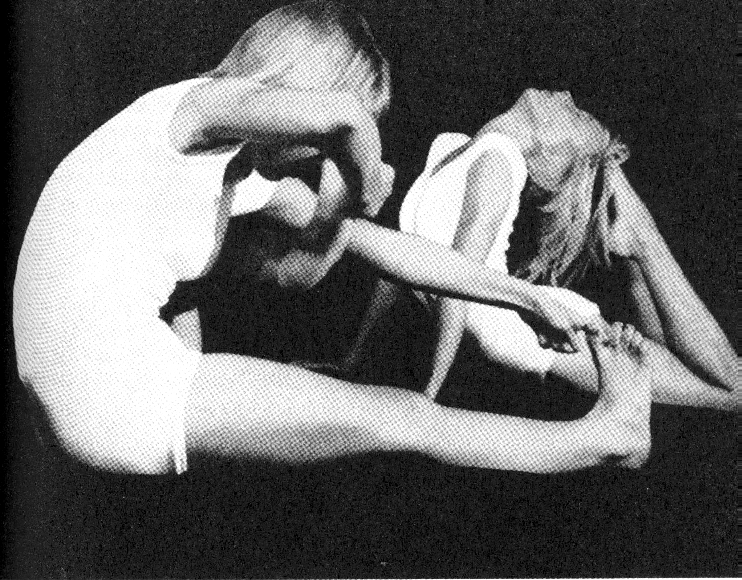 Backward_Bending_AND_Archer's_Pose copie.jpg